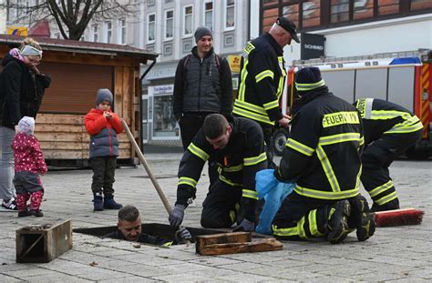 Weihnachtsbaumaktion Ein St Ndchen F R Den Tannenbaum Suhl Zella