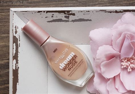 In Love With Life Maybelline Dream Wonder Nude Fluid Make Up