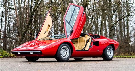 Rod Stewart S Lamborghini Countach Lp Periscopio Fetches Nearly