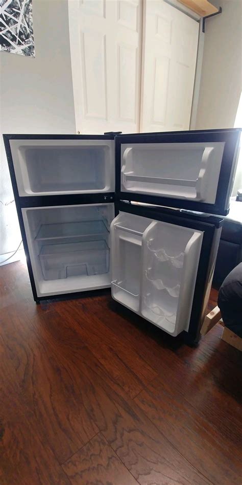 Insignia 2 Door Mini Compact Refrigerator For Sale In Kingston Wa Offerup