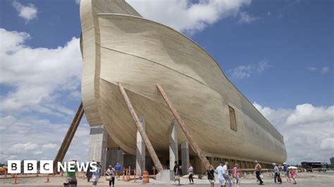 Noah S Ark Theme Park Opens In Kentucky With Life Size Model Bbc News