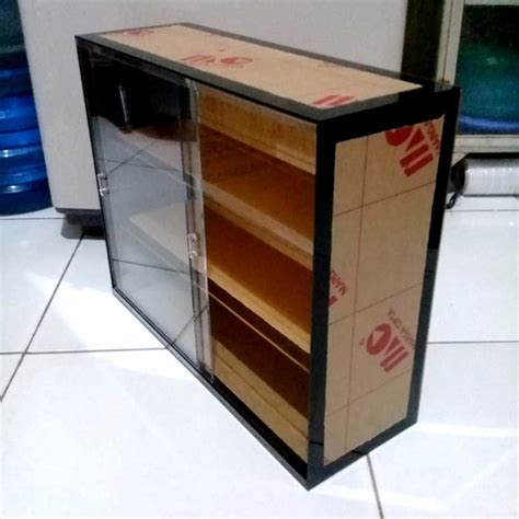 Jual Display Lemari Akrilik Lemari Display Kota Tangerang