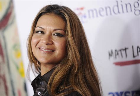 Nia Peeples Biography, Height, Weight, Age, Movies, Husband, Family ...