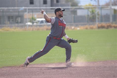 Mineros Gana En Doble Juego Ante Los Astros En La Liga Ranchera De