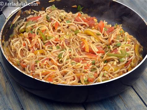 Vegetable Noodle Grilled Sandwich Recipe Noodles Masala Sandwich