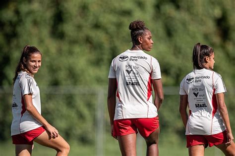 Vale A Nova Parceira Do Flamengo No Futebol Feminino Vale