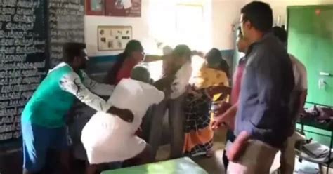 स्कूल में सेक्स कर रहा था टीचर गांववाले उसी वक्त पहुंच गए Tamilnadu Government School Teacher