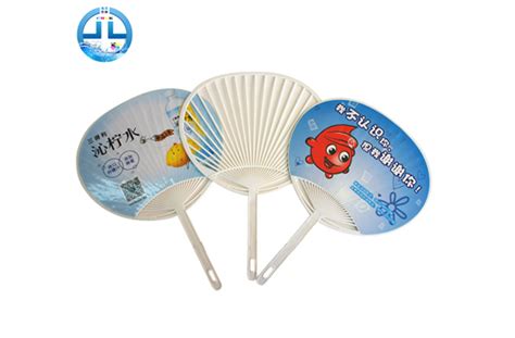 Advantages of Plastic Hand Fan - Custom-Printed Boxes and Package Manufacturer-HiYang Packaging