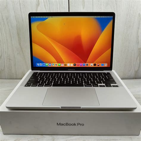 Macbook Pro M1 Ram 8 Ssd 256 Lengkap Full Set Silver Mulus No Minus On Carousell