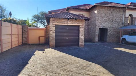 2 Bedroom Apartment Flat For Sale In Vanderbijlpark SE 2 P24 114516686