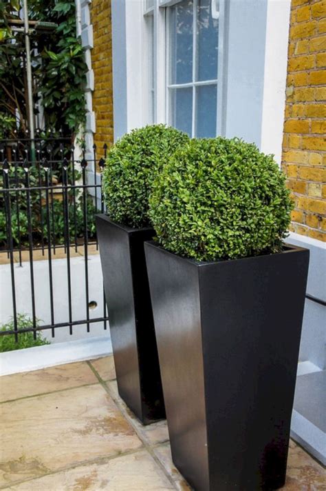 Breathtaking 30 Best Contemporary Outdoor Planters Design For Beauty Home Ideas Dec