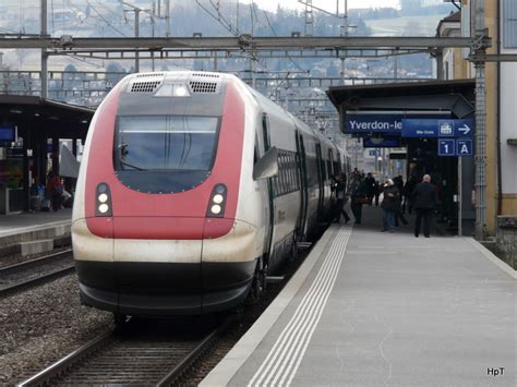 Sbb Icn Steivan Brrunies Im Bahnhof Von Yverdon Les Bains Am