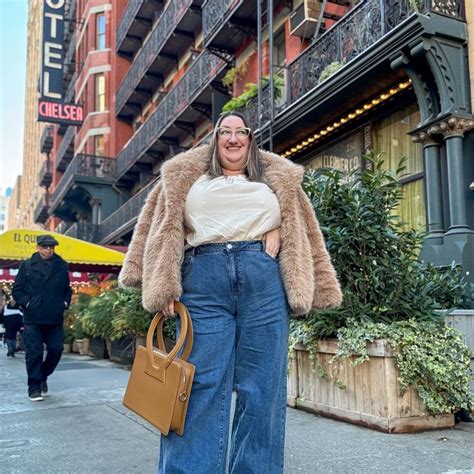 The Most Iconic Sex And The City Outfits Marie Claire
