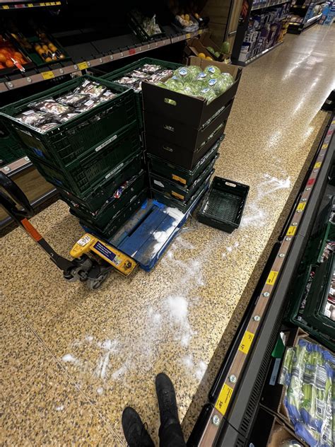 Managers explain why Aldi Anaheim prices are so much lower 3