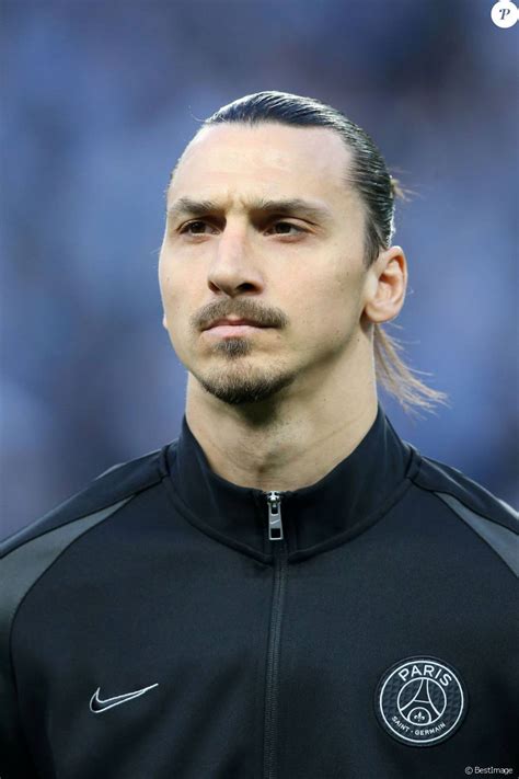 Zlatan Ibrahimovic Match Du 1 4 De Finale Retour De Ligue Des