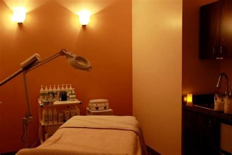 Hand And Stone Massage And Facial Spa Midlothian Find Deals With The