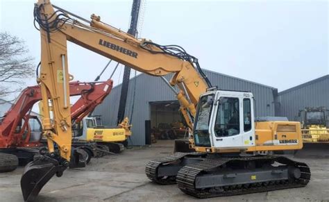 Liebherr R 912 HDSL Crawler Excavator