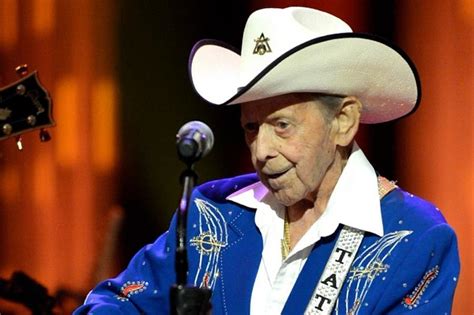 Little Jimmy Dickens Dead At 94