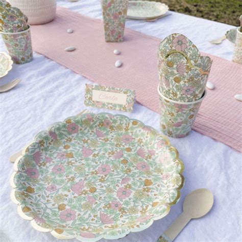 Assiettes Festonnees 23 Cm Shabby X 8 Pieces Vaisselle Jetable Pas