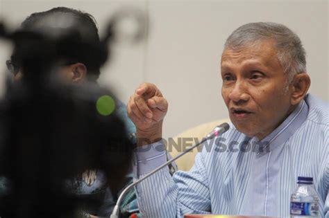amien rais kehilangan momentum saudara muda pan  miliki