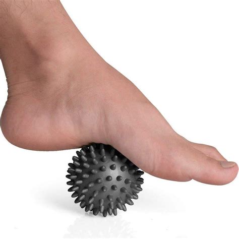 Bola de Picos 6cm para Massagem e Exercicio de Fortalecimento dos Pés