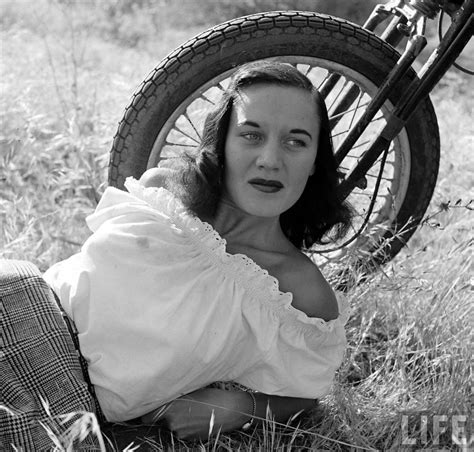 Biker Girls Por Loomis Dean Life Magazine 1949 Netalia Presse