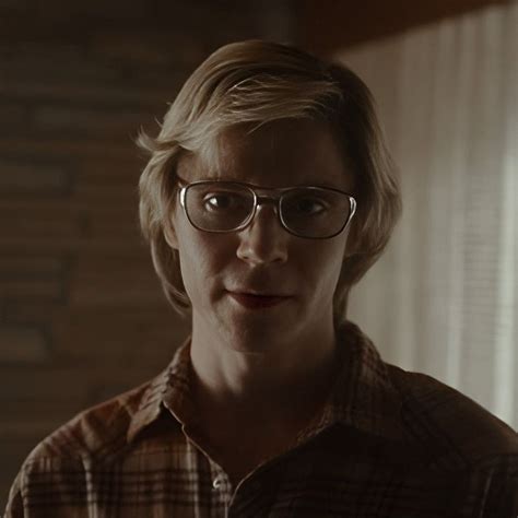 Jeffrey Dahmer Evan Peters Most Handsome Men Ross Lynch Serial