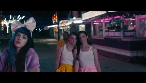 Carousel Music Video Melanie Martinez Photo 40032920 Fanpop