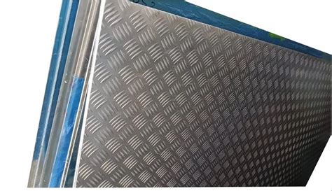 Silver Aluminium 5 Bar Chequered Plates At Rs 350 Kg Aluminium