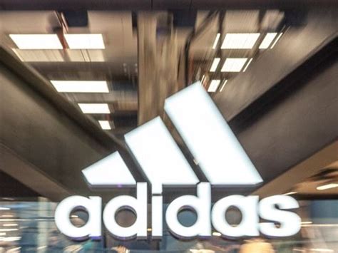 Adidas Vende Reebok Ad Authentic Brands Group Per 2 1 Miliardi