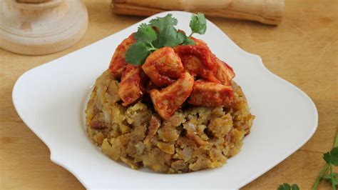 Chicken Mofongo with Creole Sauce Recipe | Que Rica Vida