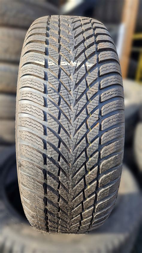 Nokian Tyres Snowproof R H Mm Szt T Za Z Z