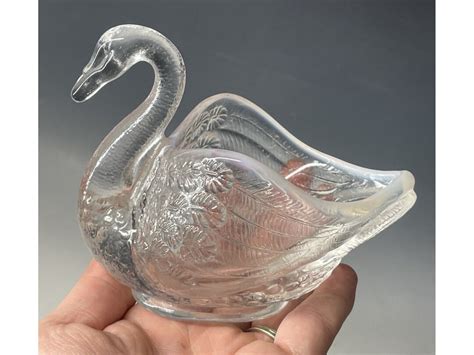 Mcm Mid Century Vintage Fenton Glass Swan Opalescent Candy Dish Bowl Etsy