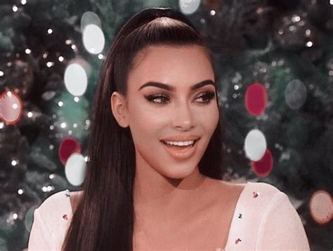 Kim Kardashian es criticada por su decoración navideña LaBotana