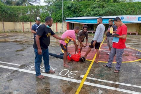 Usai Pesta Miras Jenis Kaki Anjing Seorang Pria Di Mappi Tewas