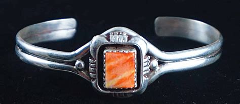 Item 845E 1 Navajo Square Spiny Oyster Shadowbox Sterling Silver