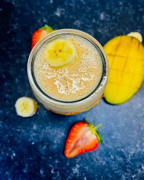 Strawberry Mango Pineapple Smoothie