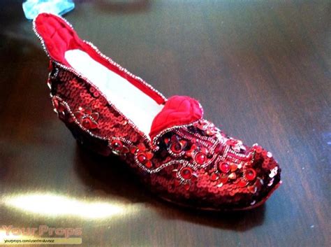 The Wizard of Oz Arabian Ruby Slippers replica replica movie costume