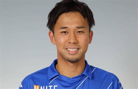 山形退団の中村充孝、j2初挑戦の岩手入り！ 「みんなで闘いましょう」 サッカー スポーツブル スポブル