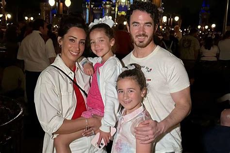 Kevin Jonas and Wife Danielle Jonas Debate Having Baby No. 3: 'You ...