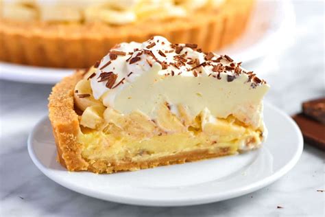 Homemade Banana Cream Pie Recipe