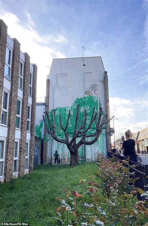 Banksy S Tree Mural Is Defaced After Just Three Days Vandals Throw