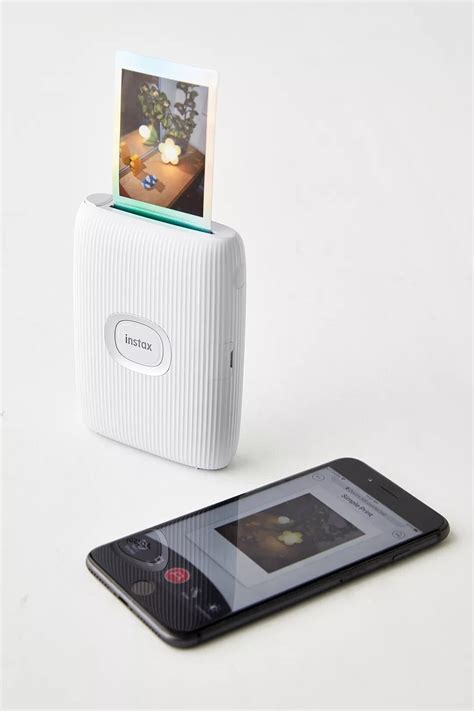 Fujifilm White Instax Mini Link 2 Smartphone Printer