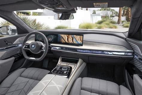 2023 Bmw I7 Xdrive60 Review Bmw S Driving Signature Goes Electric