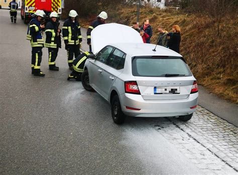 Nachschau Pkw Brand Freiwillige Feuerwehr Undorf E V