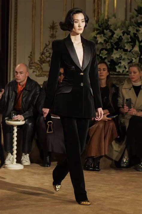 Schiaparelli Fall Winter 2023 2024 Ready To Wear Runway Magazine