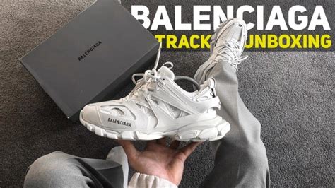 Top giày Balenciaga Track 3.0 mới nhất (2025) -Sneaker Daily