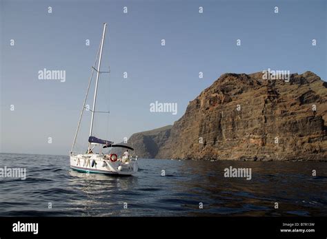 Sailing boat excursion along the Los Gigantes Cliffs coast of southern ...