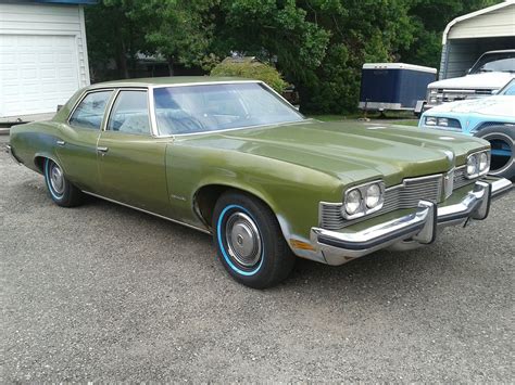 Pontiac Catalina Sedan In Golden Olive S Pontiac Cars