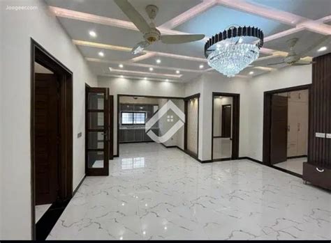 10 Marla House For Sale In Bahria Town Block C Lahore